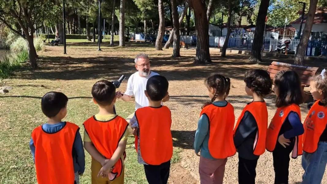Kepez’de Miniklere Doğa Aşısı! Teleskopla Keşfettiler 1